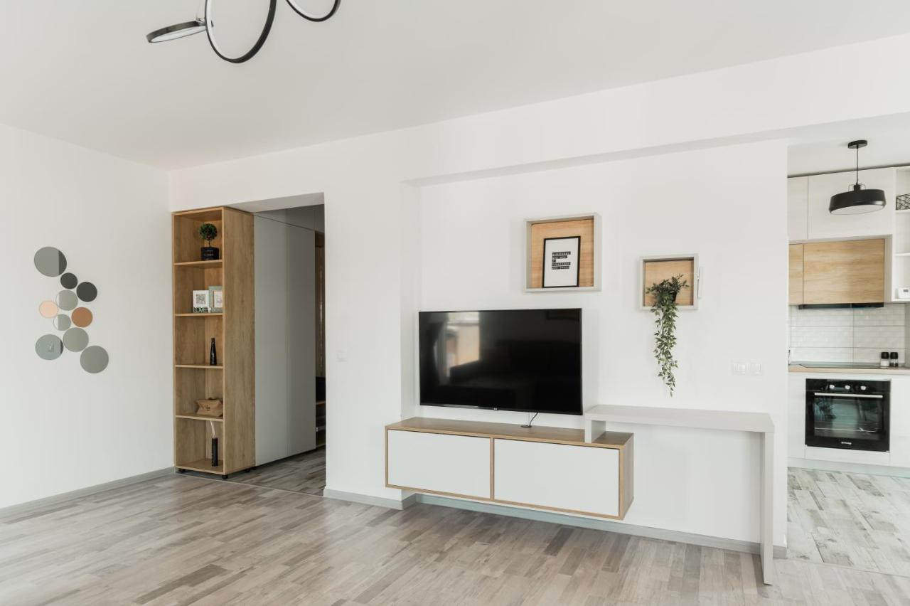 Skylark - Singapore Penthouse With Jacuzzi & Panoramic View * Brașov