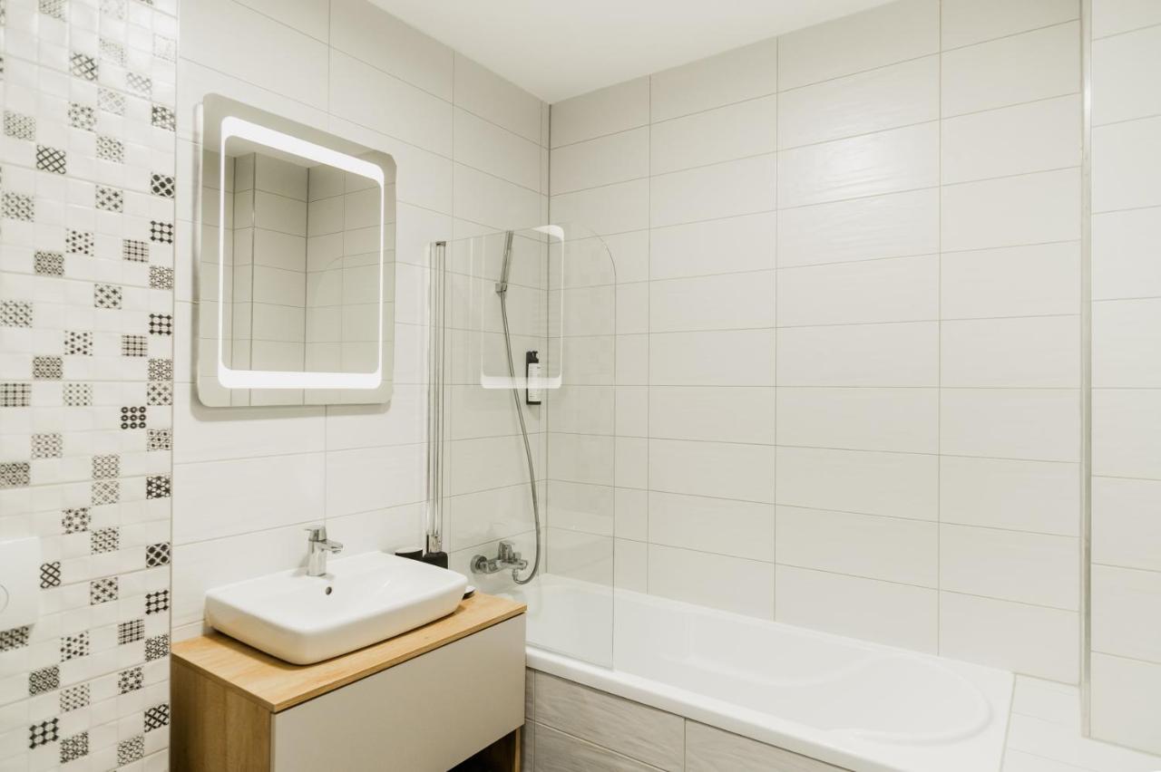 Skylark - Singapore Penthouse With Jacuzzi & Panoramic View Brașov